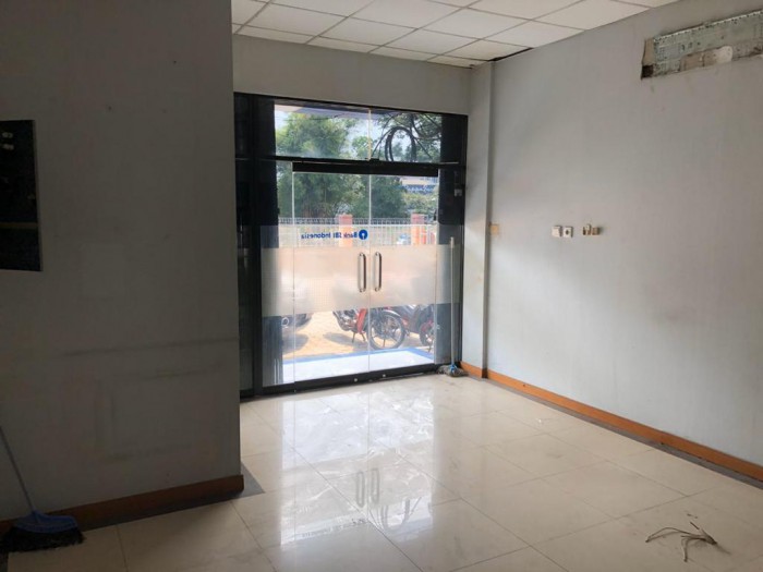 Disewakan Ruko di Plaza Kebon Jeruk
